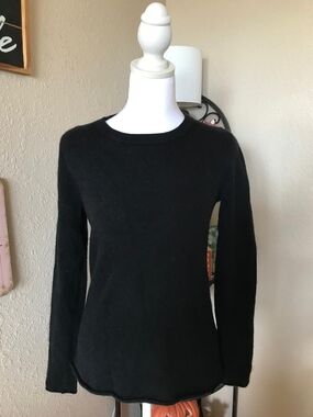 J. Crew Black Crewneck Sweater - Slim Long Sleeve